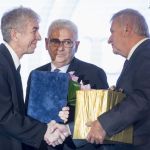 Elismerés, amely felkiáltójel egy életúton kép