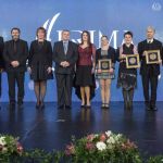 Elismerés, amely felkiáltójel egy életúton kép